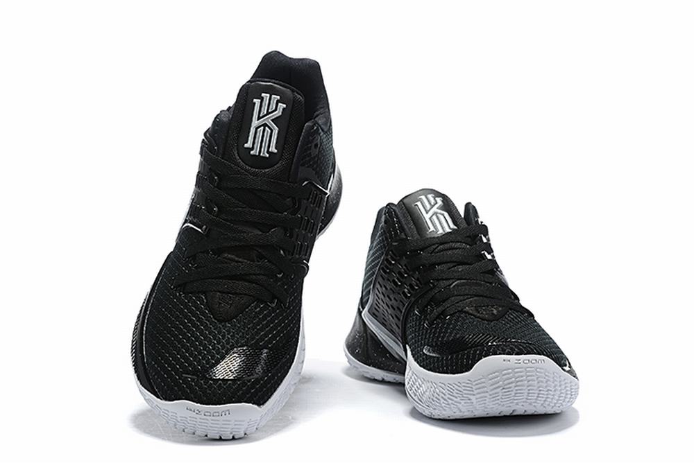 Nike Kyrie 2 Black White